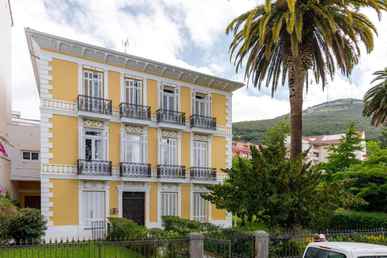 Apartamentos Casa Carre 1893 Santoña المظهر الخارجي الصورة